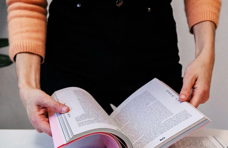 A book cover is a haiku of the story